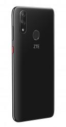 ZTE анонсирует флагман Axon 10 Pro 5G и Blade V10 для выпуска в 2019 году
