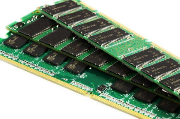 Разница между памятью GDDR5, DDR4 и LPDDR4